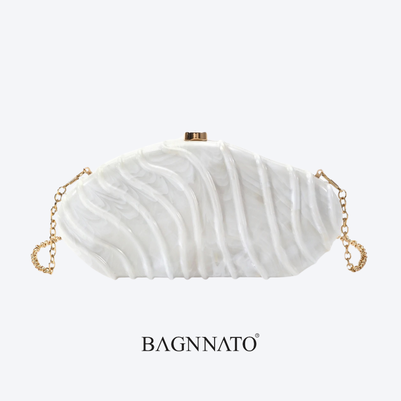 Bolsa em Acrílico Feminina Delfina