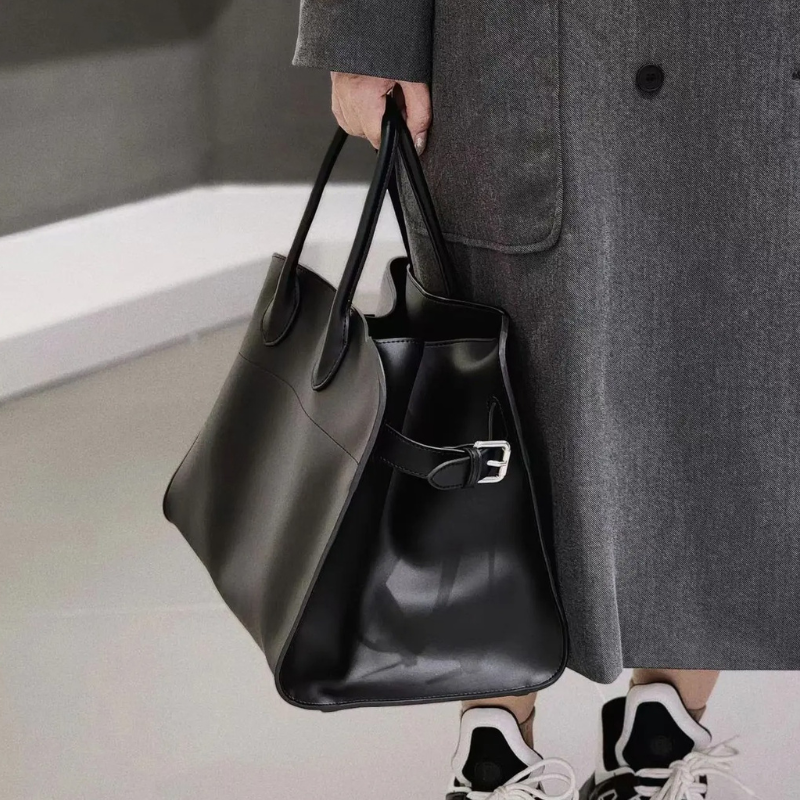 Bolsa em Couro Genuíno Feminina Endria