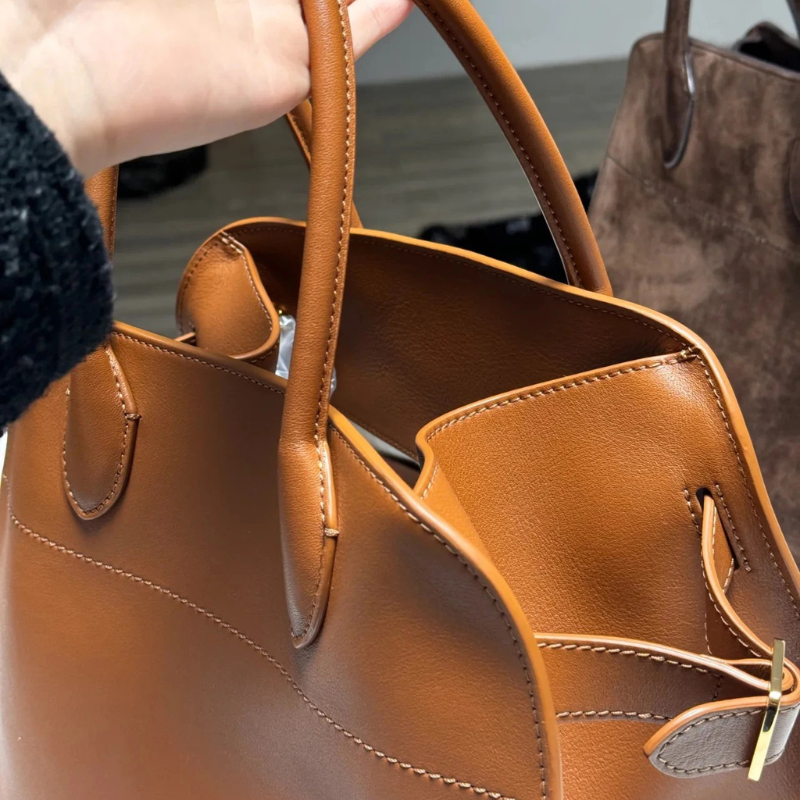 Bolsa em Couro Genuíno Feminina Endria