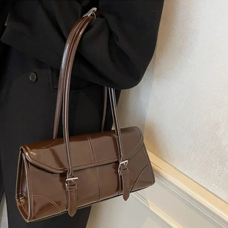 Retro cera de óleo couro bolsa ombro para as mulheres 2025 inverno y2k tendência cor sólida borgonha axilas bolsa feminina bolsas tote