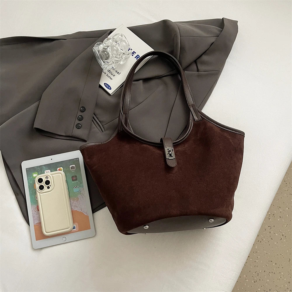 bolsa femimina bolsa grife luxo bolsa feminina elegante bolsas em promoção MOODS Mini Bucket Bolsas De Ombro Para As Mulheres Faux Suede Commuter Tote Bag Grande Capacidade Underarm Hobo Bag 2024 Inverno Novas Bolsas
