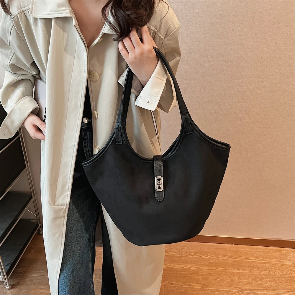 bolsa femimina bolsa grife luxo bolsa feminina elegante bolsas em promoção MOODS Mini Bucket Bolsas De Ombro Para As Mulheres Faux Suede Commuter Tote Bag Grande Capacidade Underarm Hobo Bag 2024 Inverno Novas Bolsas