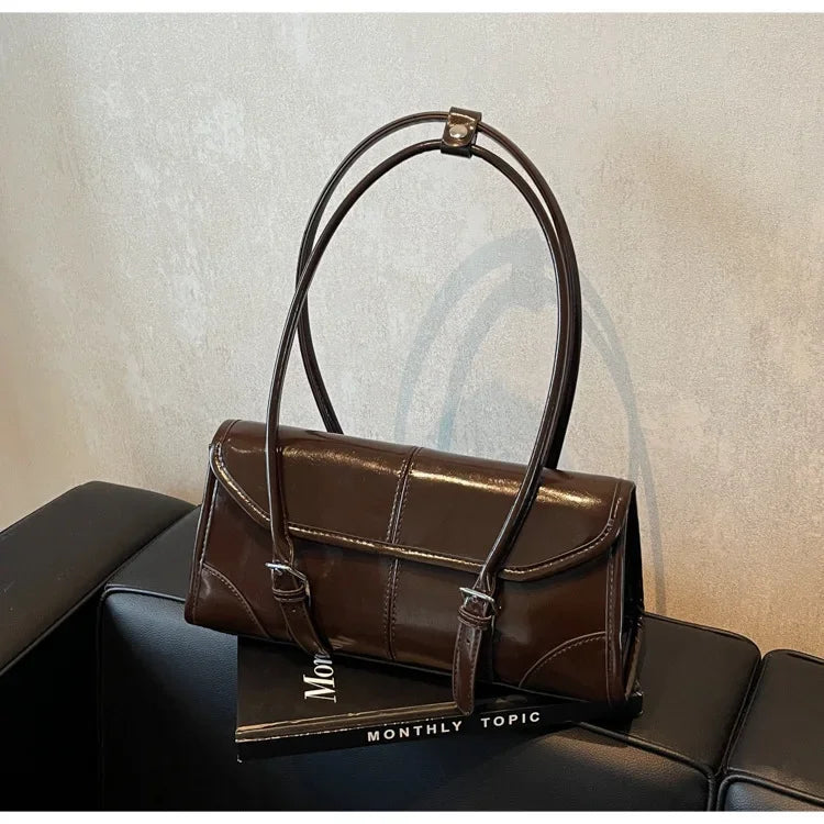 Retro cera de óleo couro bolsa ombro para as mulheres 2025 inverno y2k tendência cor sólida borgonha axilas bolsa feminina bolsas tote