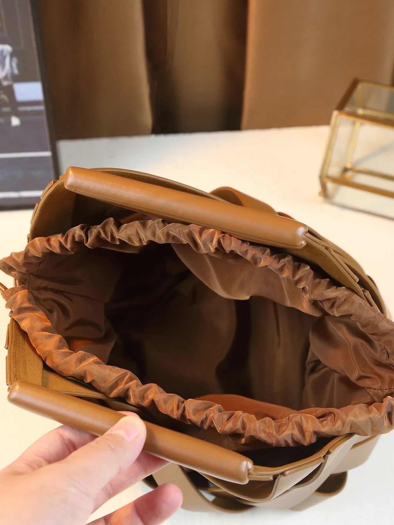 Bolsa Satchel em Couro Feminina Lune