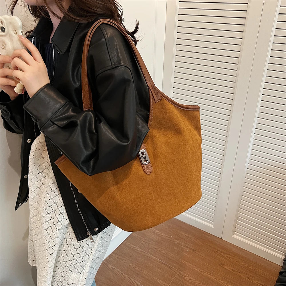 bolsa femimina bolsa grife luxo bolsa feminina elegante bolsas em promoção MOODS Mini Bucket Bolsas De Ombro Para As Mulheres Faux Suede Commuter Tote Bag Grande Capacidade Underarm Hobo Bag 2024 Inverno Novas Bolsas