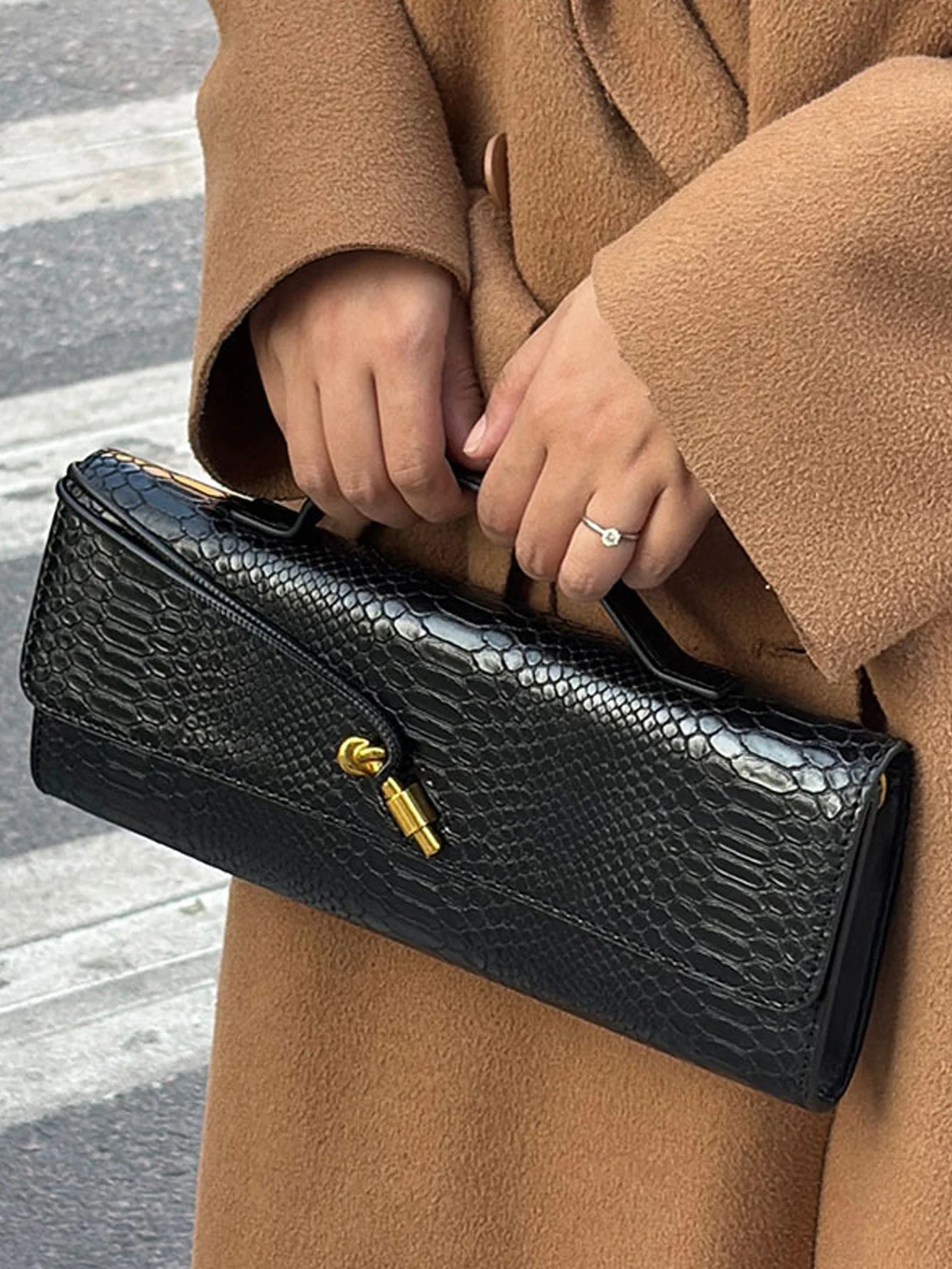 Saco borgonha cereja vermelho envelope vinho vermelho envelope de luxo nova bolsa moda europeia e americana crocodilo flip mão órgão b