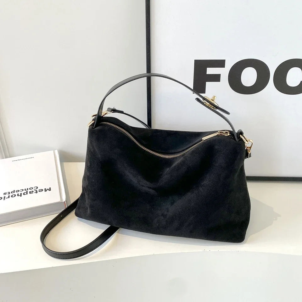 Bolsa retrô avançada para mulheres 2024 nova bolsa de ombro fosca texturizada com grande capacidade bolsa crossbody para deslocamento