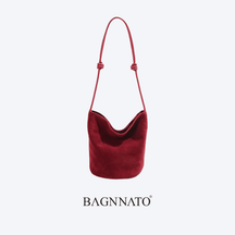Bolsa em Couro Camurça Genuíno Feminina Lunna