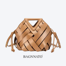 Bolsa Satchel em Couro Feminina Lune