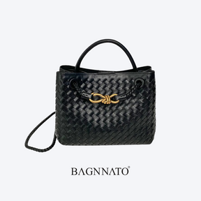 Bolsa Satchel em Couro Feminina com Fivela de Metal