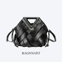 Bolsa Satchel em Couro Feminina Lune