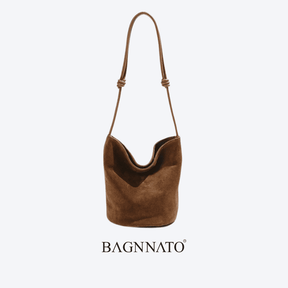 Bolsa em Couro Camurça Genuíno Feminina Lunna