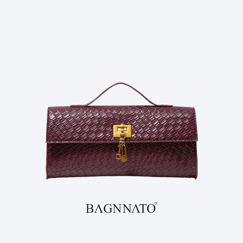 Bolsa Baguette em Couro Feminina Viana
