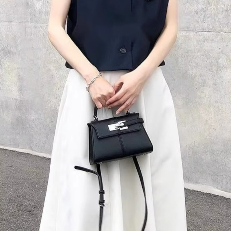 Bolsa Satchel em Couro Feminina Rocío