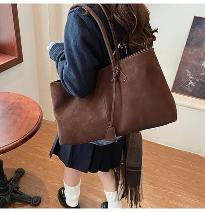 Cor sólida venda quente camurça falsa moda versátil bolsa 2025 produto de alta qualidade grande capacidade sacos de ombro femininos