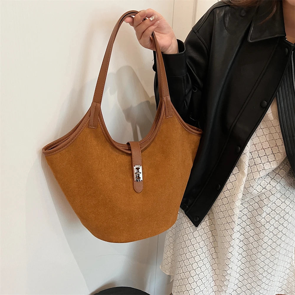 bolsa femimina bolsa grife luxo bolsa feminina elegante bolsas em promoção MOODS Mini Bucket Bolsas De Ombro Para As Mulheres Faux Suede Commuter Tote Bag Grande Capacidade Underarm Hobo Bag 2024 Inverno Novas Bolsas
