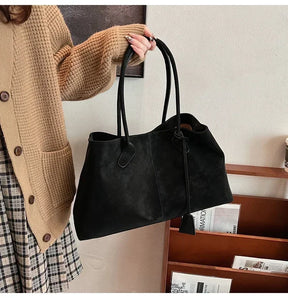 Cor sólida venda quente camurça falsa moda versátil bolsa 2025 produto de alta qualidade grande capacidade sacos de ombro femininos