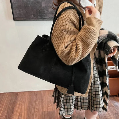 Cor sólida venda quente camurça falsa moda versátil bolsa 2025 produto de alta qualidade grande capacidade sacos de ombro femininos