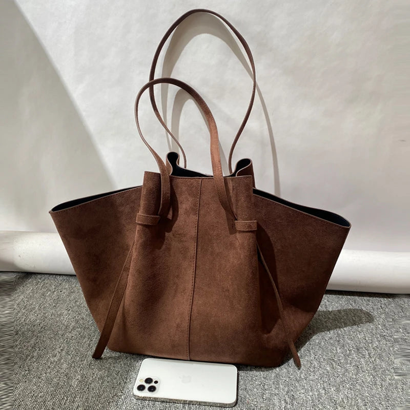Nome personalizado iniciais do setor de camurça falsa para mulheres bolsas e bolsas de designer de luxo 2025 novo no vintage grande capacidade de deslocamento nas axilas ombro frete grátis chegada rápida