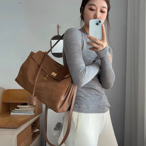 Sacolas de camurça sintética vintage para mulheres bolsas de designer de luxo e bolsas 2024 novo em bloqueio decoração grande capacidade alça superior nas axilas bolsa de ombro alta qualidade Frete grátis